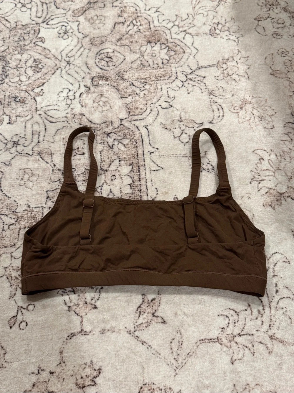 SKIMS Fits Everybody Scoop Bralette Cocoa in Medium
